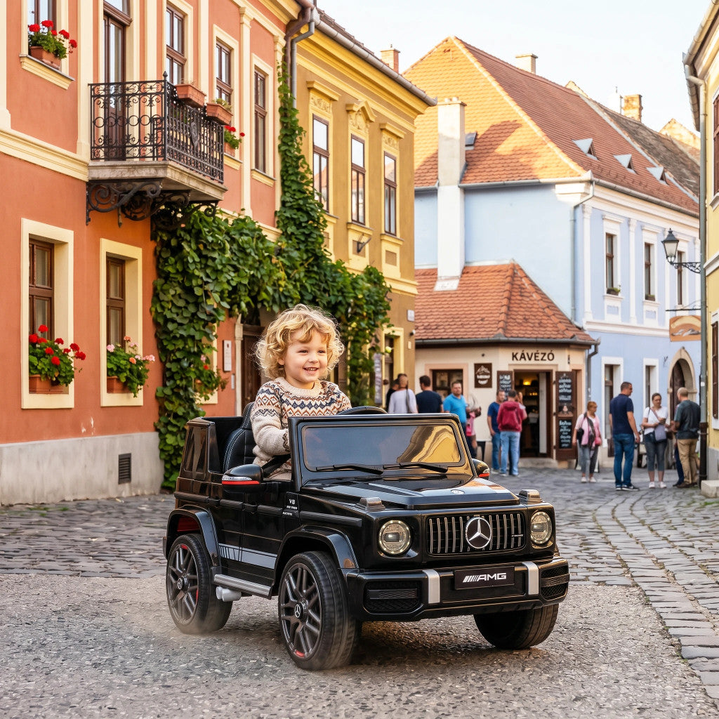 Elektromos autó Mercedes-Benz AMG fekete Másodlagos kép