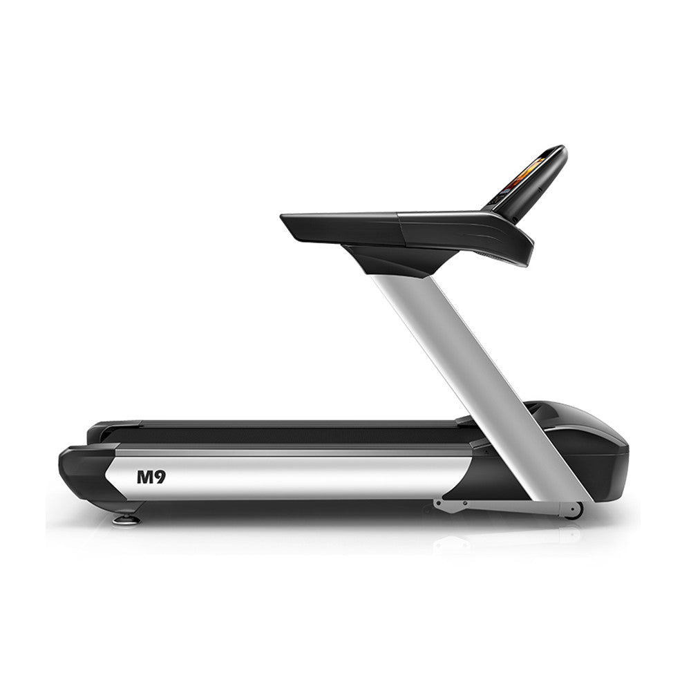 Futópad Led kijelzővel Titanfit Max 200 Kg, 3 LE, 1-25 Km/h, dőlésszög 0-18%